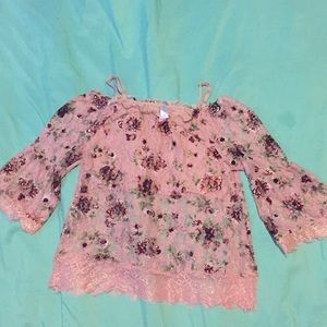 Nobo flair sleeve shirt